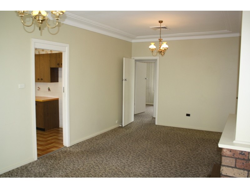 8 Rhonda Street, Revesby NSW 2212