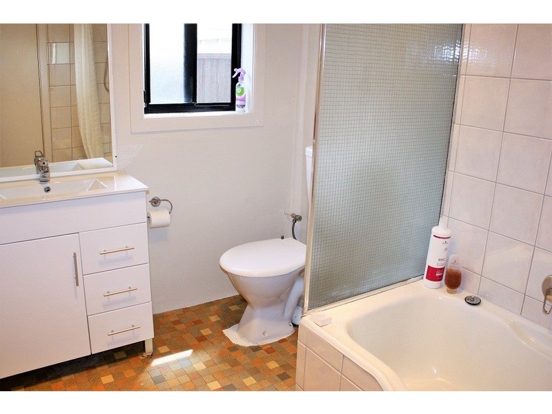 11 Bird Avenue, Guildford NSW 2161