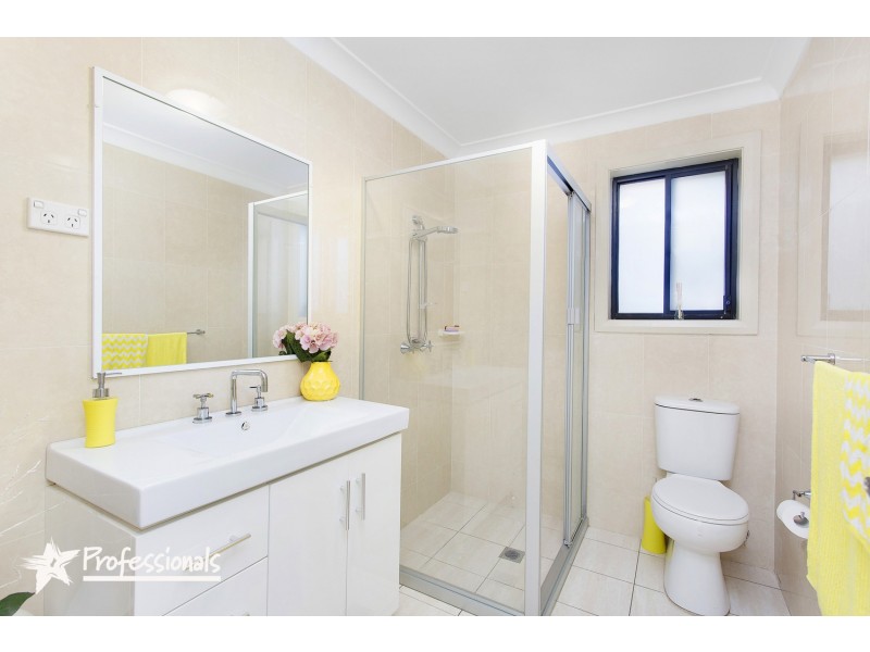 2A Lehn Road, East Hills NSW 2213