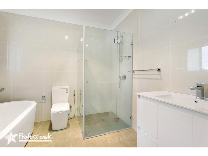 230 Horsley Road, Panania NSW 2213