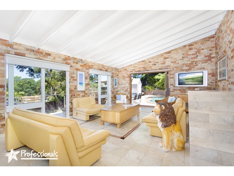 11 Scylla Road, Oyster Bay NSW 2225