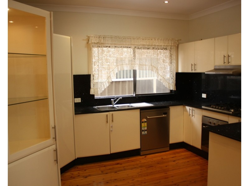 27 Anne Street, Revesby NSW 2212