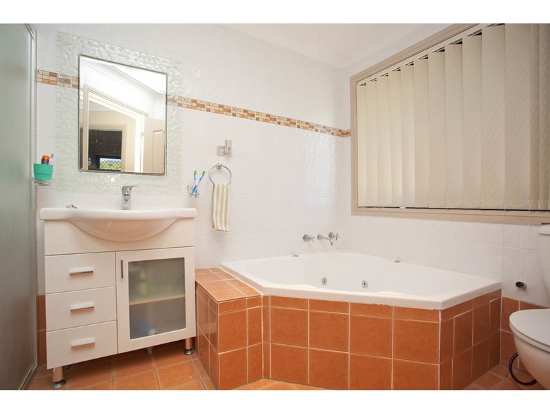 10A Tallawarra Avenue, Padstow NSW 2211