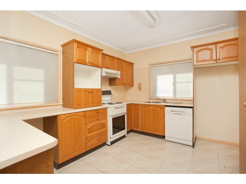 24  Doris Street, Picnic Point NSW 2213