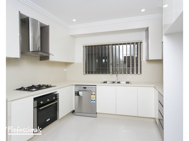 42 Clancy Street, Padstow Heights NSW 2211