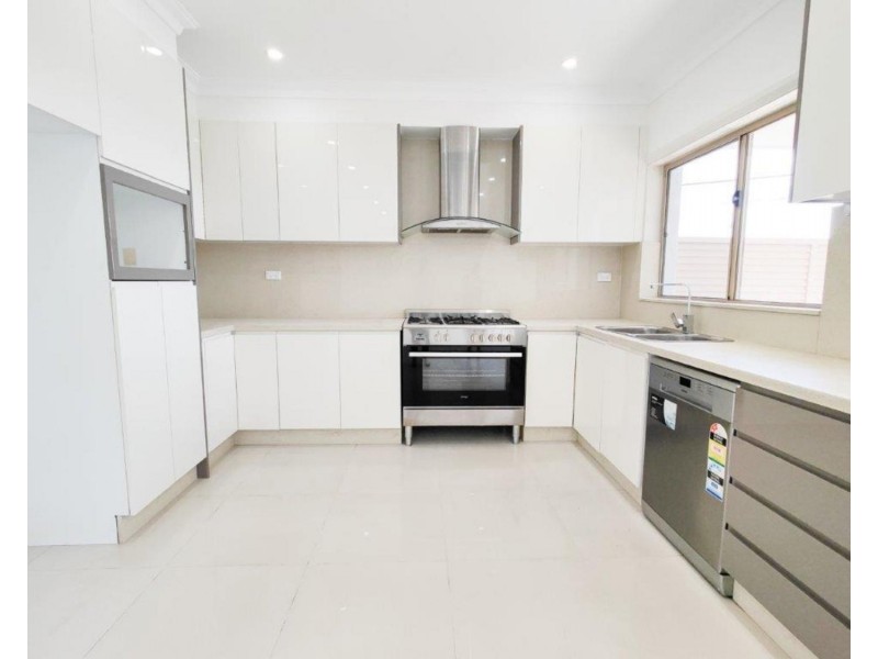 42B Clancy Street, Padstow Heights NSW 2211