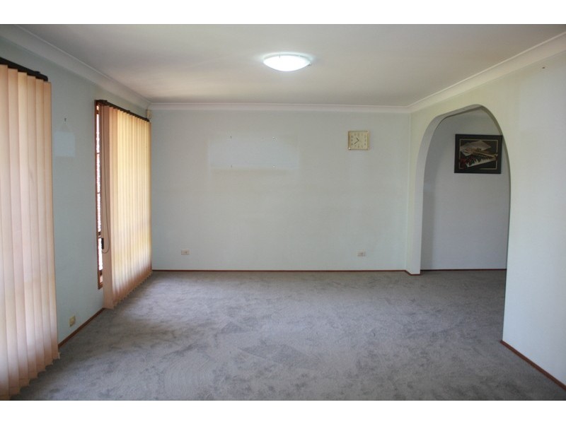 42 Mae Crescent, Panania NSW 2213