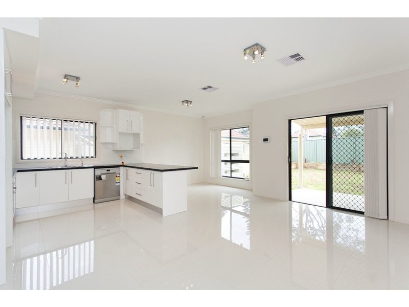 10 Barkl Avenue, Padstow NSW 2211