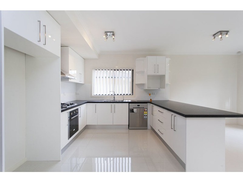 10 Barkl Avenue, Padstow NSW 2211
