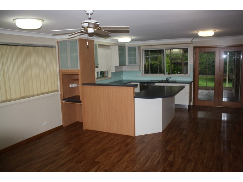 8 Monie Avenue, East Hills NSW 2213