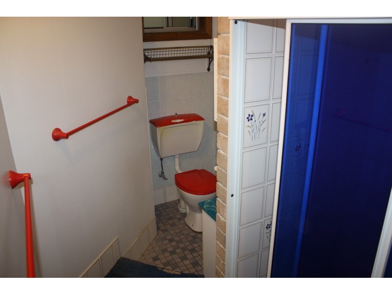 8 Monie Avenue, East Hills NSW 2213