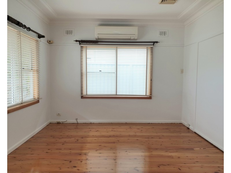 102 Faraday Road, Padstow NSW 2211