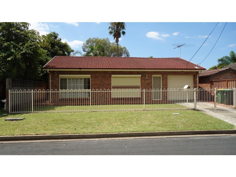 2A Pivetta Street, Revesby NSW 2212