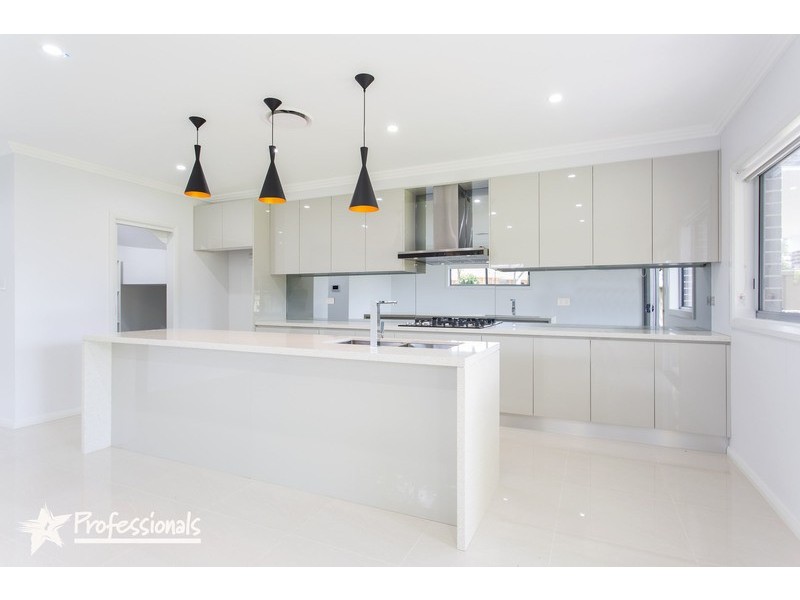 10 Kenneth Avenue, Panania NSW 2213
