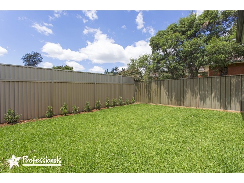 10 Kenneth Avenue, Panania NSW 2213