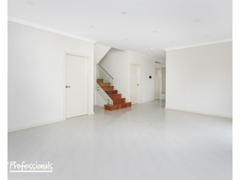 8A Panania Avenue, Panania NSW 2213