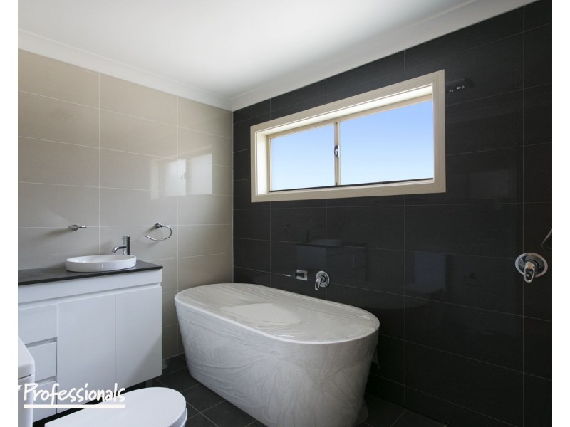 8A Panania Avenue, Panania NSW 2213