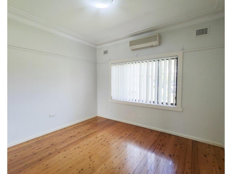 15 Presland Avenue, Revesby NSW 2212