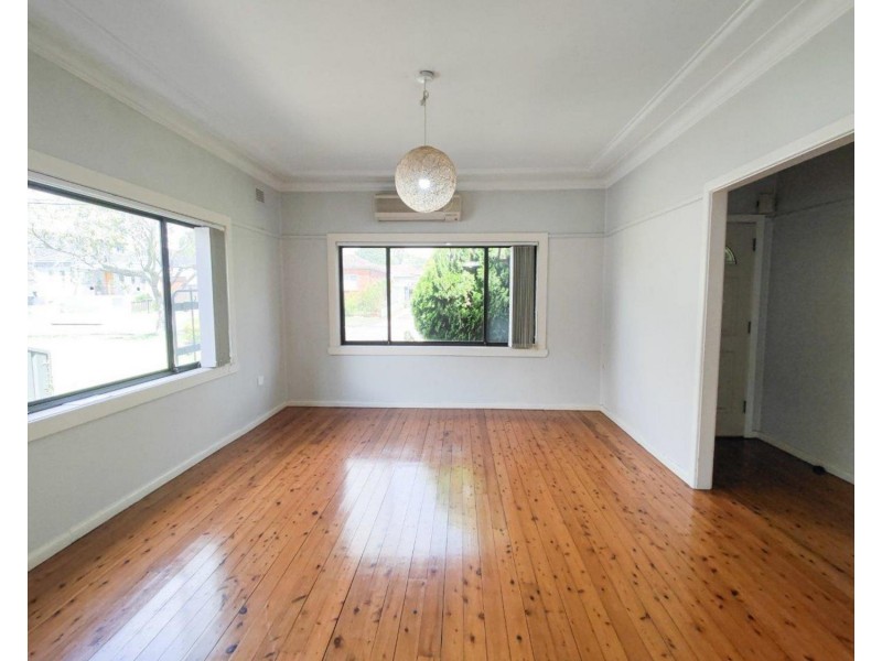 15 Presland Avenue, Revesby NSW 2212