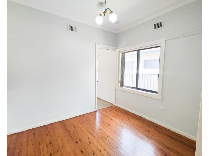 15 Presland Avenue, Revesby NSW 2212