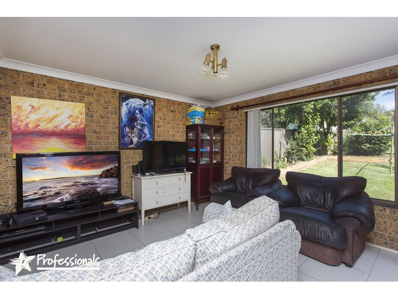 85 Thomas Street, Picnic Point NSW 2213