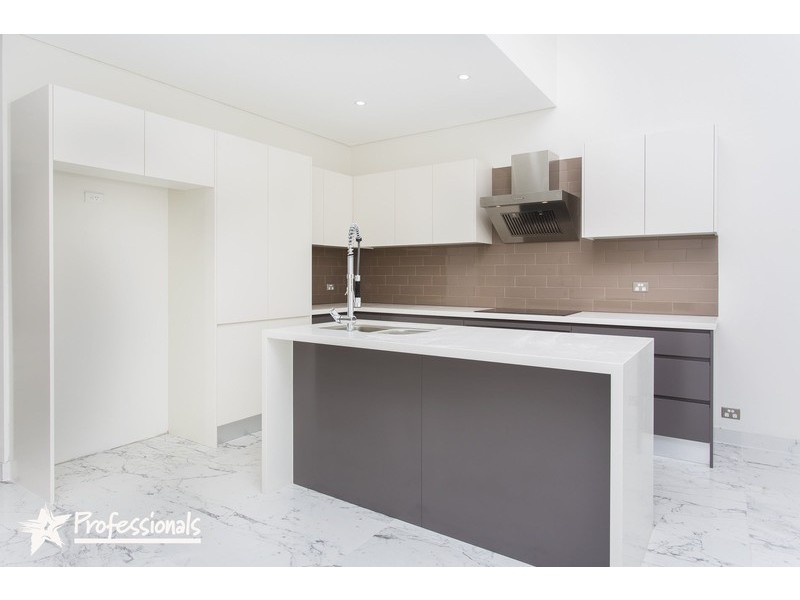 35 Vega Street, Revesby NSW 2212