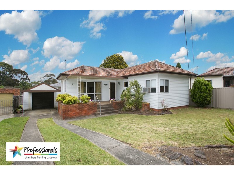 5 Tasker Avenue, Peakhurst NSW 2210