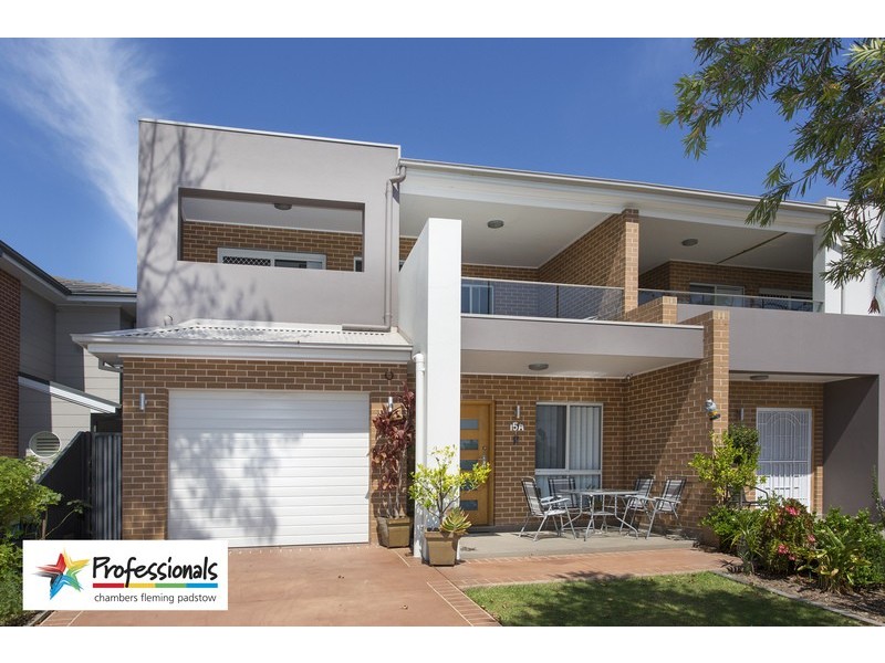 15A Edinburgh Drive, Revesby Heights NSW 2212
