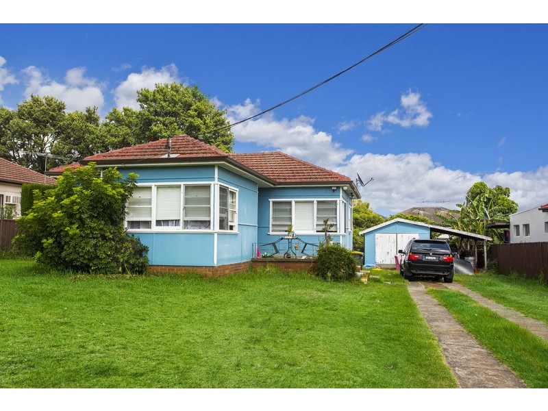 72 Malvern Street, Panania NSW 2213