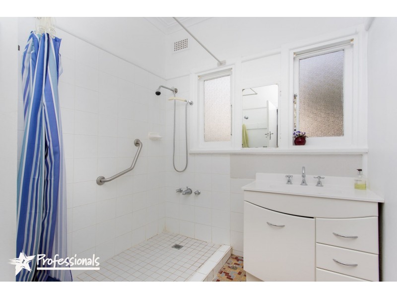 14 Clifford Street, Panania NSW 2213