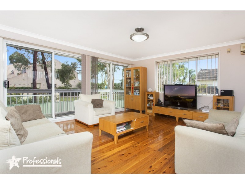 829A Henry Lawson Drive, Picnic Point NSW 2213