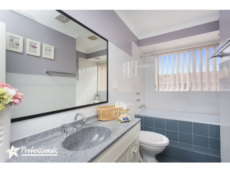 829A Henry Lawson Drive, Picnic Point NSW 2213