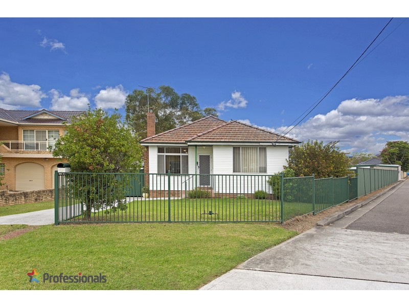 2 Astley Avenue, Padstow NSW 2211