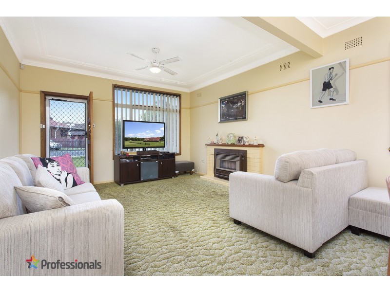 2 Astley Avenue, Padstow NSW 2211