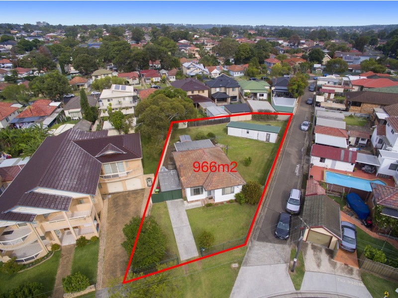 2 Astley Avenue, Padstow NSW 2211