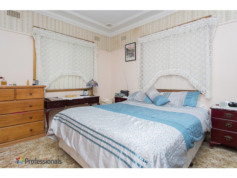 2 Astley Avenue, Padstow NSW 2211