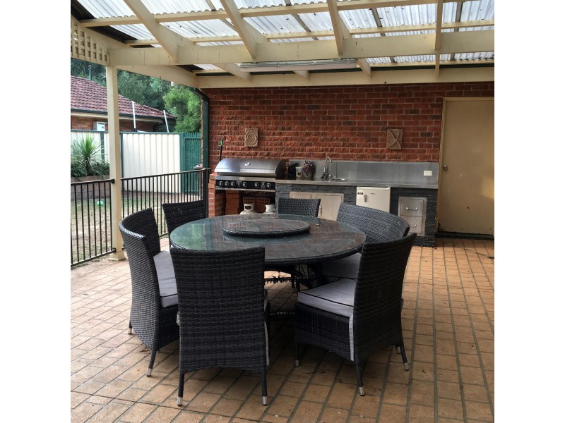 8 Thow Place, Currans Hill NSW 2567