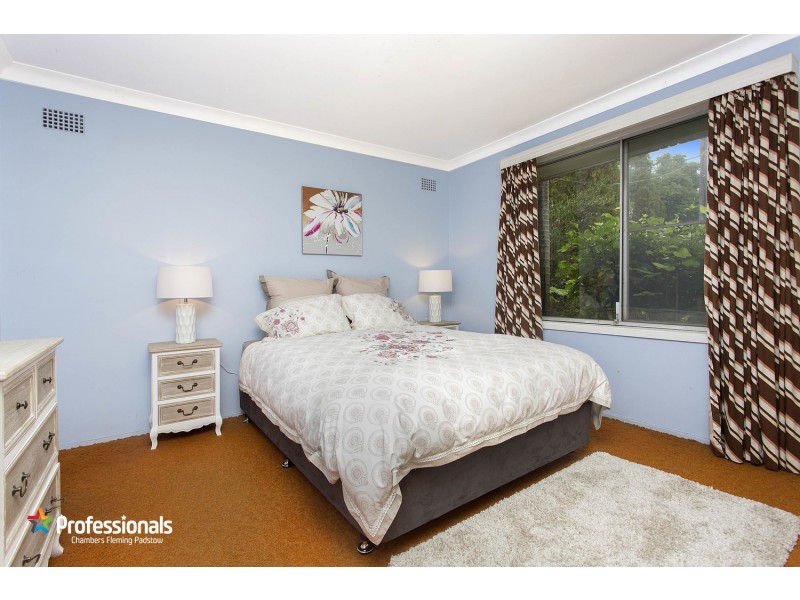 1 Barry Crescent, Padstow Heights NSW 2211