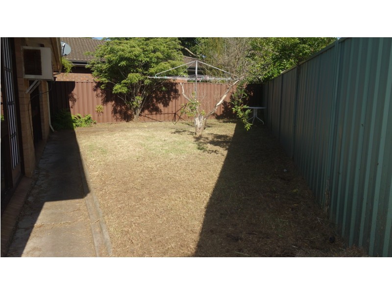 24 Sylvan Grove, Picnic Point NSW 2213