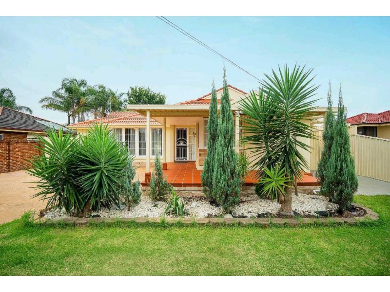 36 Jacaranda Crescent, Casula NSW 2170