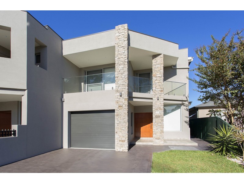 974 Henry Lawson Drive, Padstow Heights NSW 2211