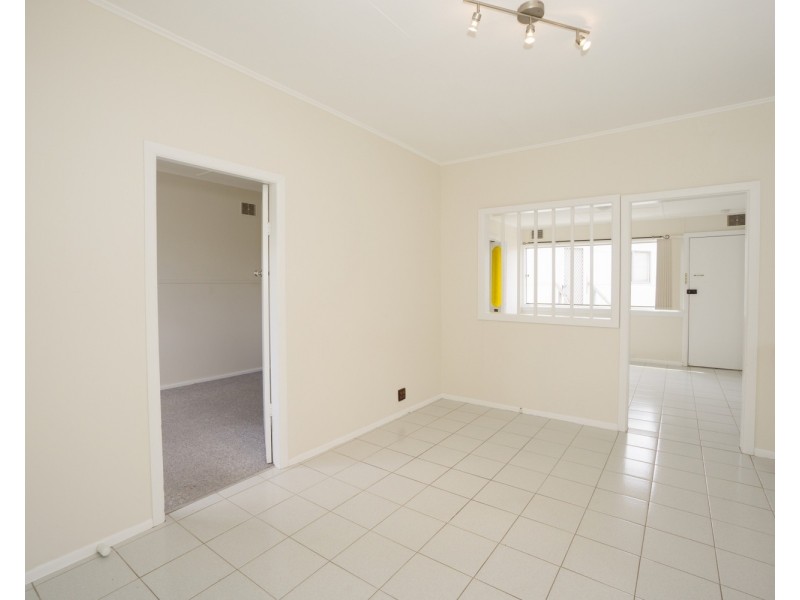 6 Tony Crescent, Padstow NSW 2211