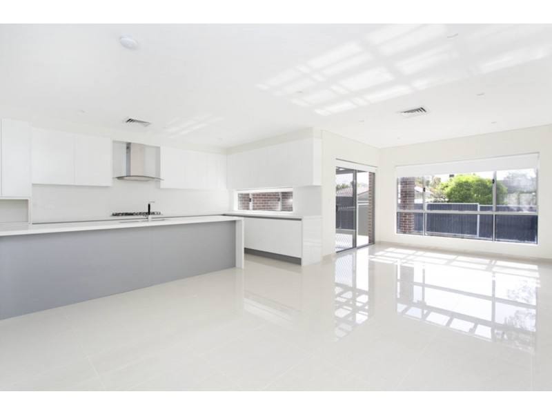 66A Apex Avenue, Picnic Point NSW 2213