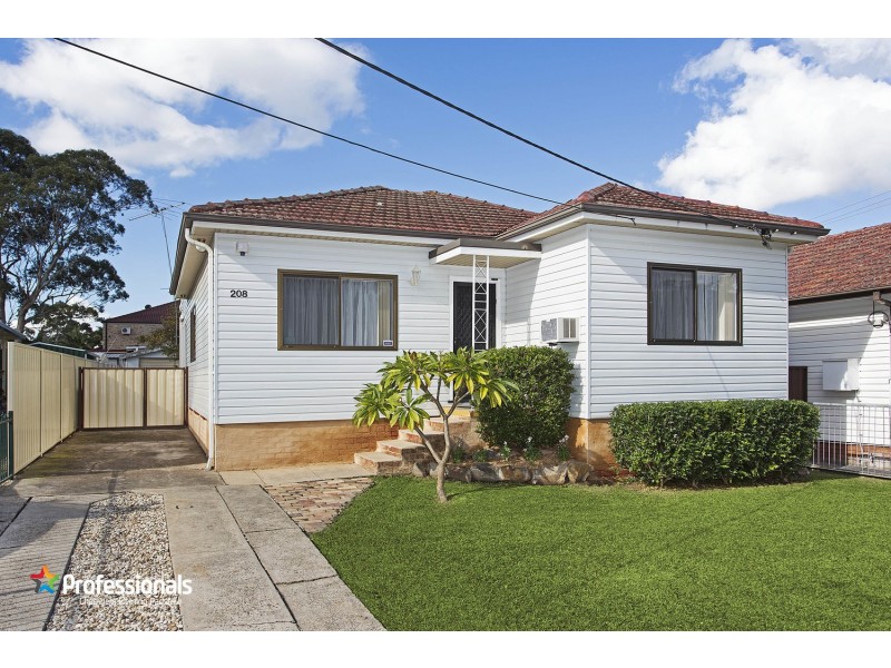 208 Horsley Road, Panania NSW 2213