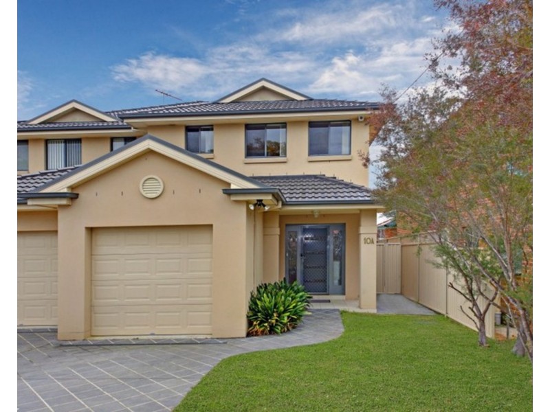 10A Burns Road, Picnic Point NSW 2213