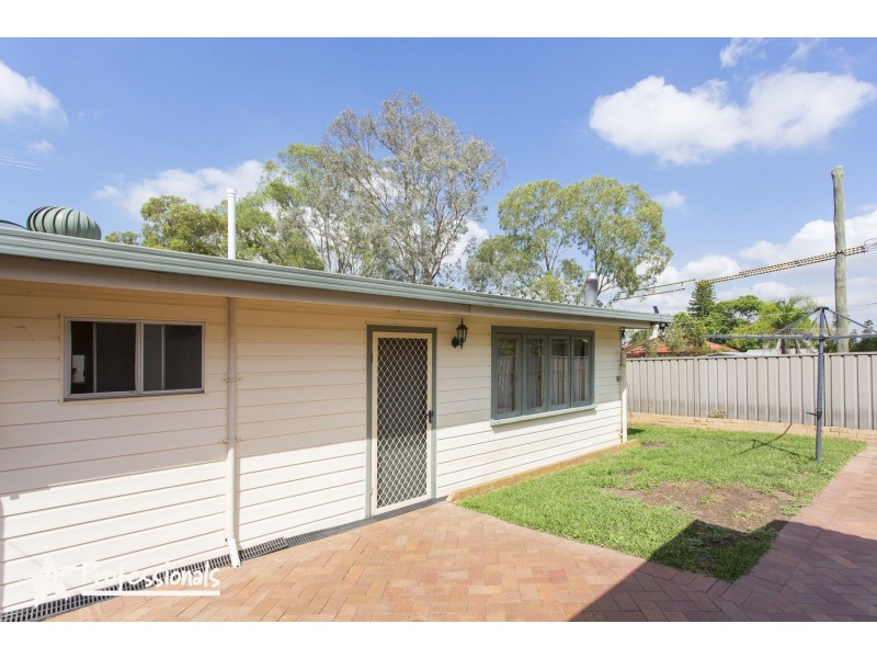 5 Henderson Avenue, Panania NSW 2213