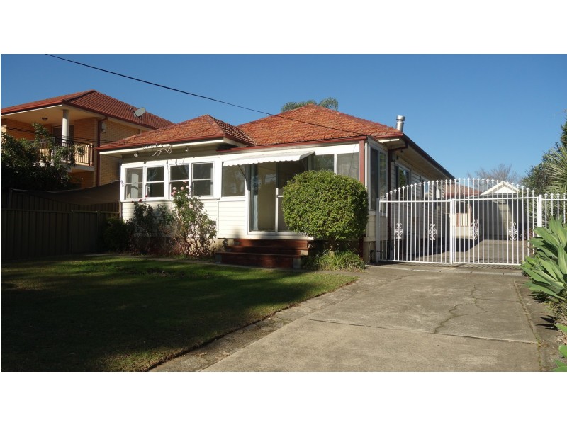 98 Carrington Street, Revesby NSW 2212