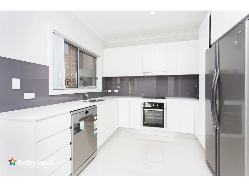 1/190 Lambeth Street, Picnic Point NSW 2213