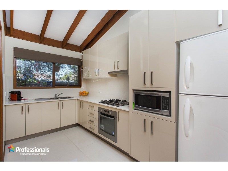 2/57 Uranus Road, Revesby NSW 2212