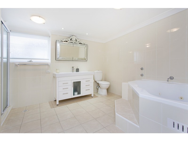 590 Henry Lawson Drive, East Hills NSW 2213